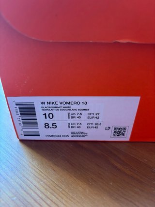Nike Vomero 18 Talla 42