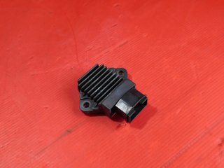 REGOLATORE DI TENSIONE SWM SM 125 R 2017 2020 P5