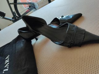 Zapatos salón ZARA negros talla 41