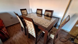 Conjunto Mesa de Comedor y 6 Sillas
