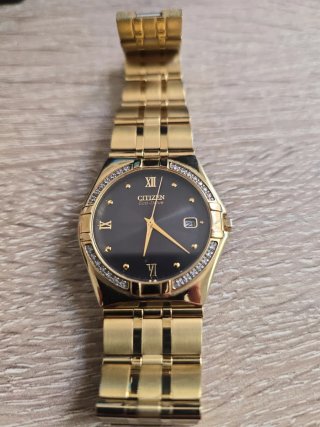 Reloj Citizen Eco-Drive Calibre E110