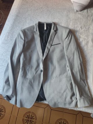 Traje de hombre gris