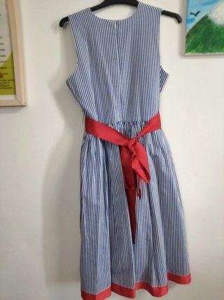 Vestido largo rayas azul con lazo rojo niña de 8a.