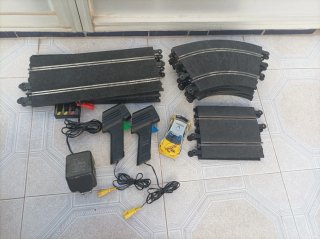 Restos lote de Scalextric SCX