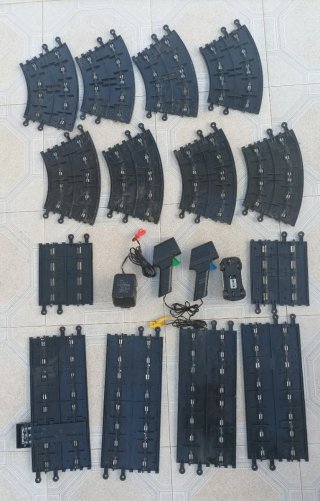 Restos lote de Scalextric SCX