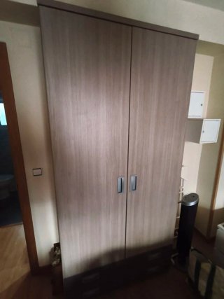 Armario para ropa de niño