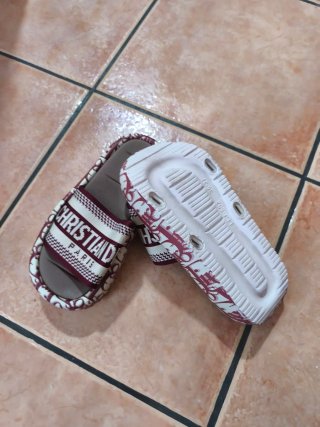 Chanclas  muy cómodas