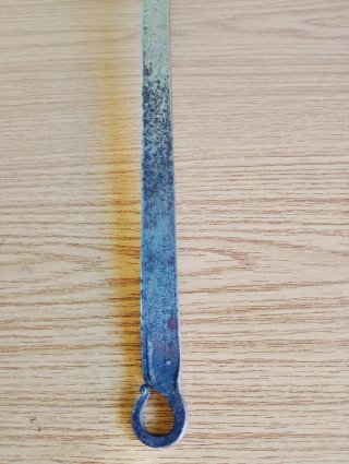 Cazo antiguo de hierro forjado artesanal