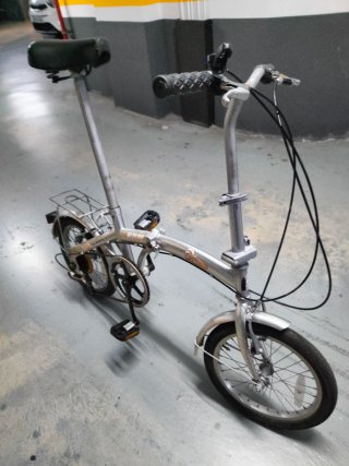 Bicicleta Plegable Scamper Plateada de alóminio
