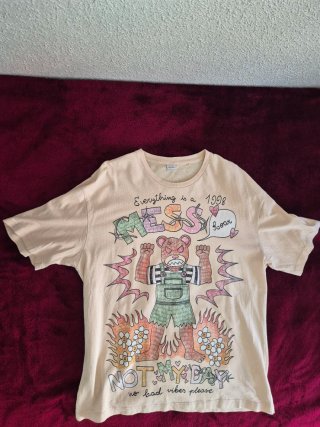 Camiseta Bershka Estampada