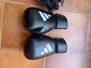 Guantes de Boxeo Adidas Negros