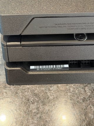 PlayStation 4 Pro 1TB con Controller e Giochi