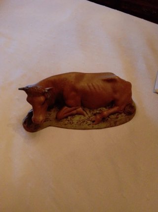 Figura de Buey Tumbado Belen
