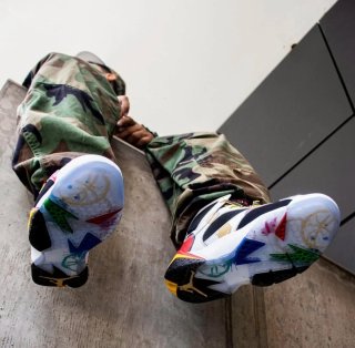 Zapatillas Nike Air Jordan 7 Retro Edición Miró.