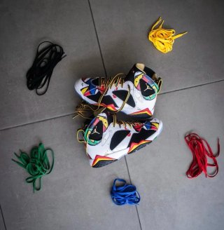 Zapatillas Nike Air Jordan 7 Retro Edición Miró.