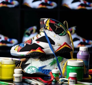 Zapatillas Nike Air Jordan 7 Retro Edición Miró.