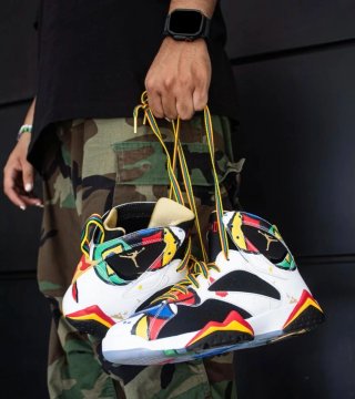 Zapatillas Nike Air Jordan 7 Retro Edición Miró.