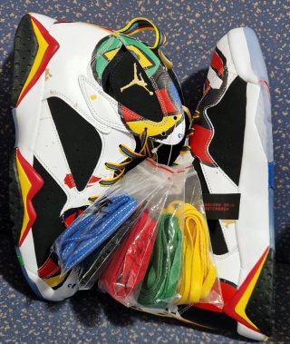 Zapatillas Nike Air Jordan 7 Retro Edición Miró.