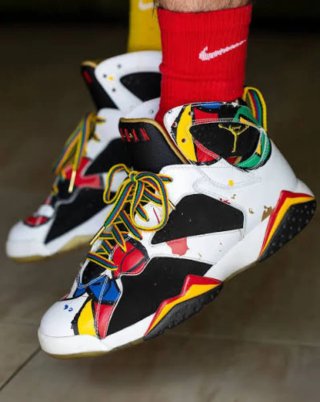 Zapatillas Nike Air Jordan 7 Retro Edición Miró.