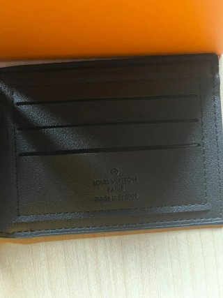 Cartera Louis Vuitton Negra y Gris