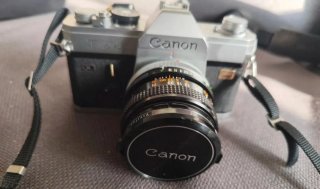 Macchina Fotografica Canon FTb QL + Borsa Cuoio