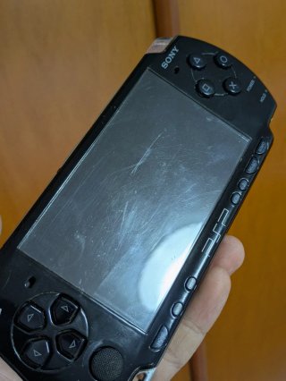 PSP Slim con 8GB e batteria nuova