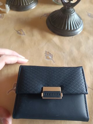 Cartera compacta Prettyzys negra
