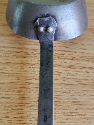 Cazo Antiguo de Hierro Forjado