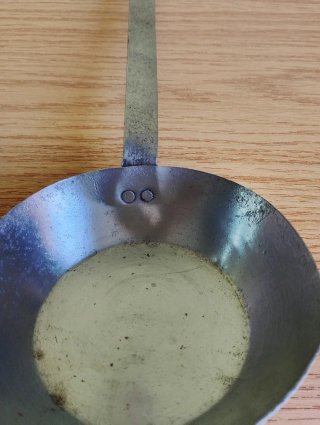 Cazo Antiguo de Hierro Forjado