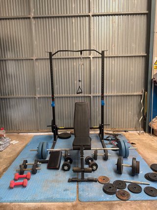 Attrezzatura completa per palestra