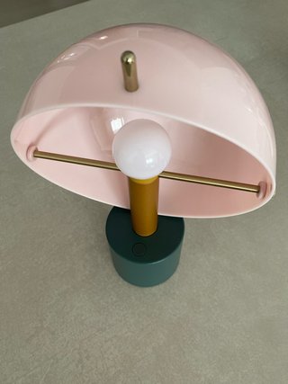 Lámpara de mesa