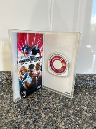 Confezione 4 Giochi PSP Retro Essentials