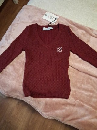 Jersey Bershka Rojo Talla XXS burdeos
