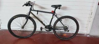 Bicicleta de Montaña Negra