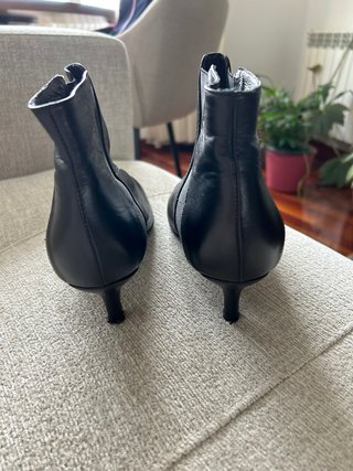 Botines Negros Gloria Ortiz