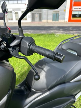 Yamaha XMAX 125cc Maxi Scooter  IMPECABLE