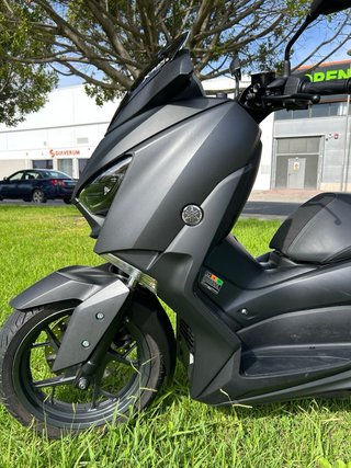 Yamaha XMAX 125cc Maxi Scooter  IMPECABLE