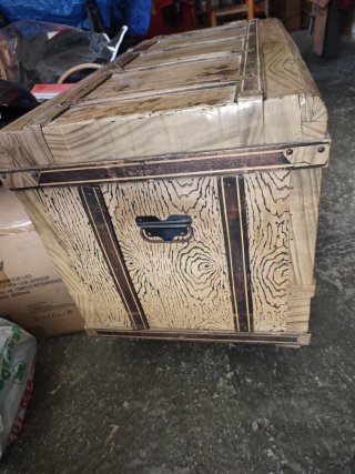 Baúl Antiguo de Madera