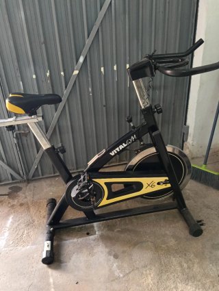 Bicicleta Estática Vitalgym X6