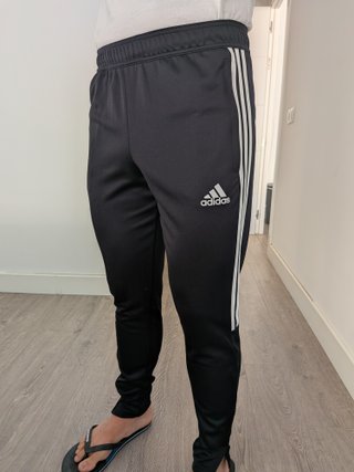 Pantalón chándal Adidas negro talla M