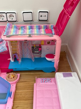 Lote Barbie: Autocaravana y Barco