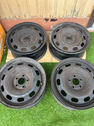 Golf 4 Llantas de acero y tapacubos
