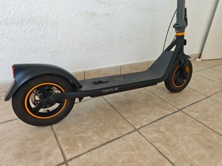 Patinete Eléctrico Cecotec Bongo D30 XL