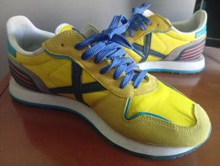 Zapatillas Munich Massana 462 de color amarillo