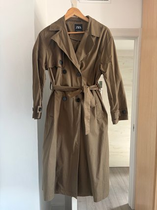Gabardina zara verde oliva