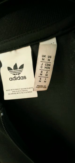 Sudadera Adidas Negra con Rayas Blancas