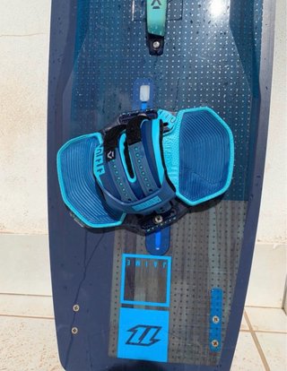 Tabla Kitesurf North Jaime 2018 con Pads 2019