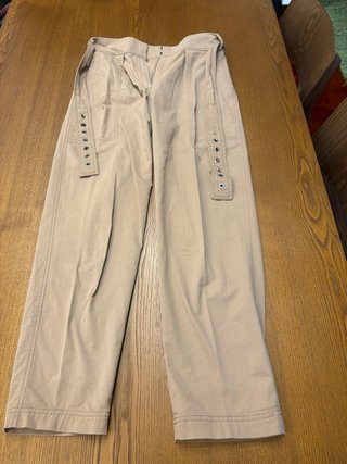 Pantalón vestir beige