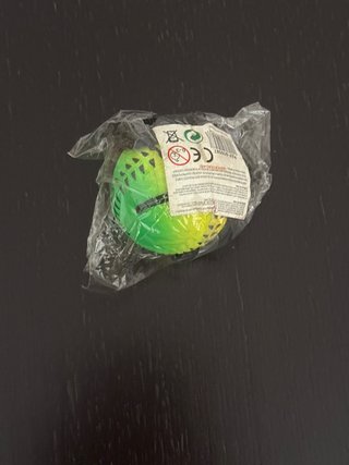 Pelota de goma con muñequera