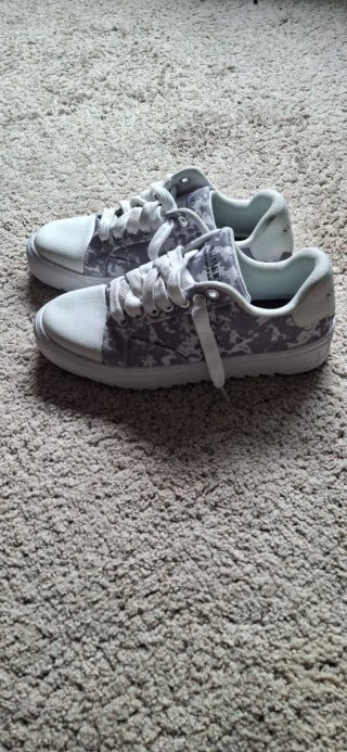 Zapatillas Numeris Gris y Blanco